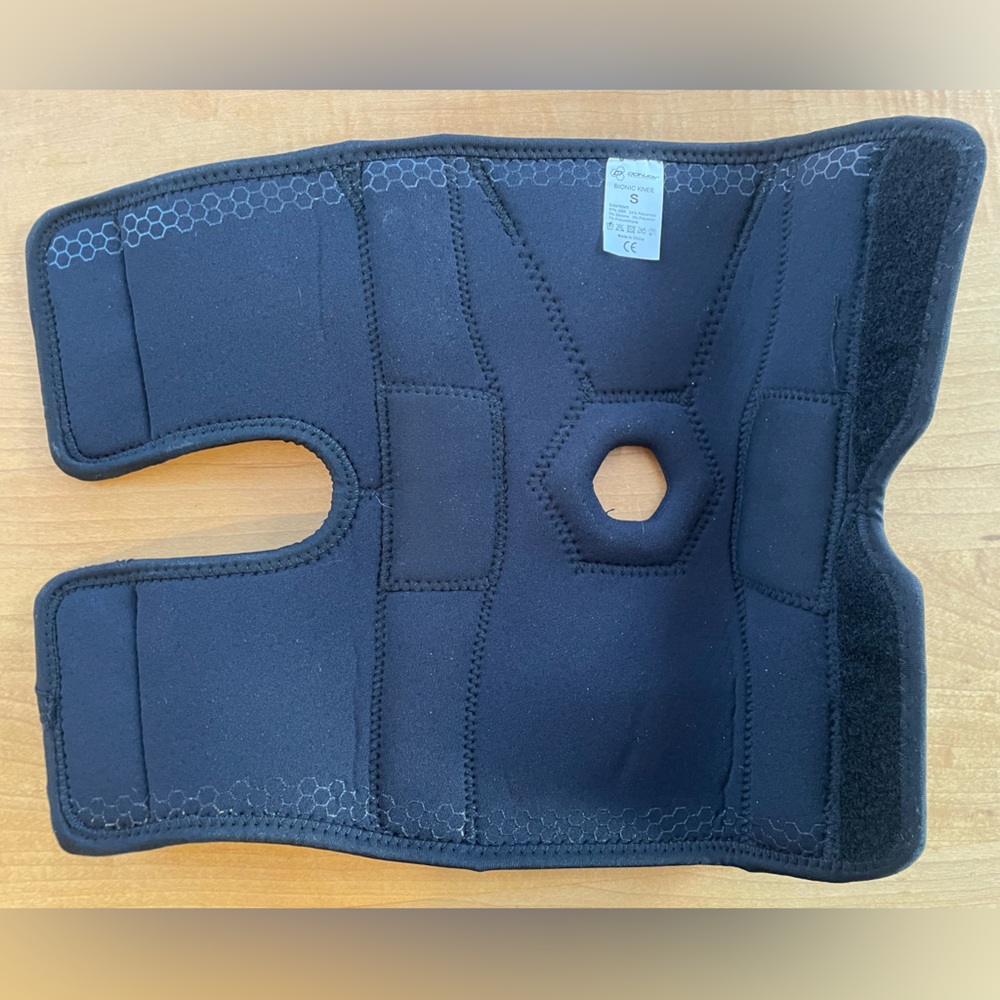 Donjoy Bionic Knee Brace - small - Picture 2 of 3